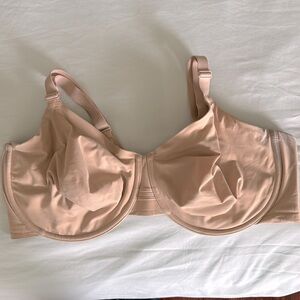 Wacoal Women’s At Ease Underwire Bra